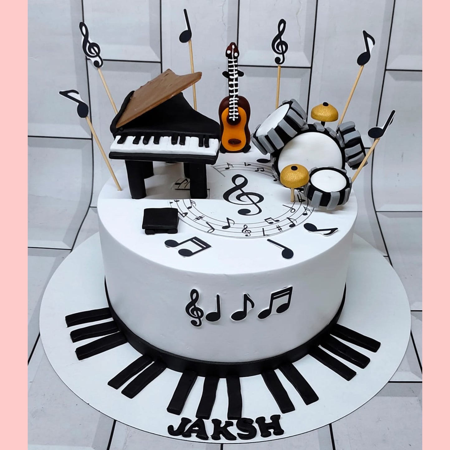 Musical Instrument Designer Cake – Music Theme Celebration Cake | Ministry of Cakes